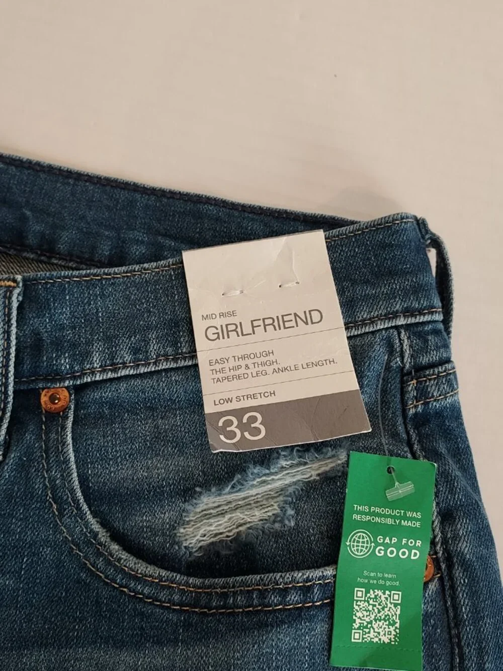 GAP Girlfriend Mid Rise Ankle Jeans Size 16/33 Short